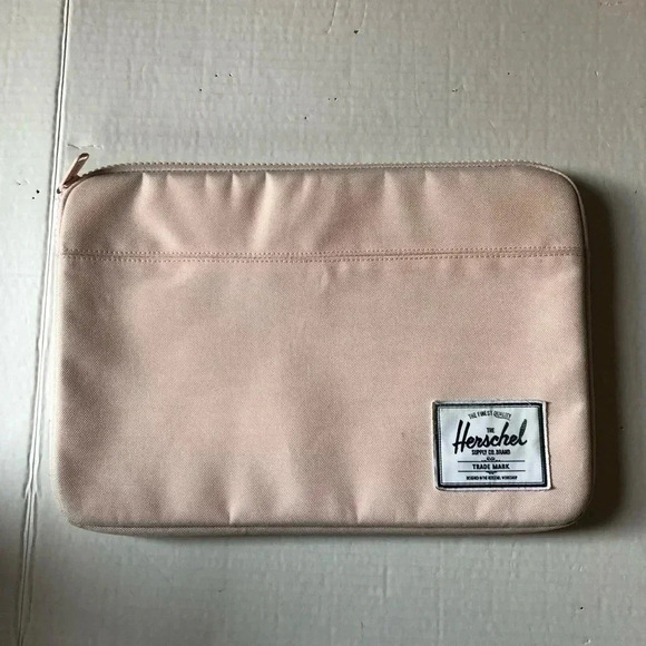 HERSCHEL Baby Pink  Laptop Case - Picture 3 of 10